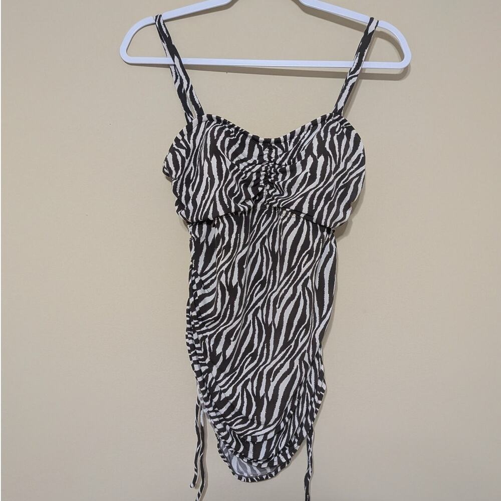Suddenly Slim By Catalina 2000s Animal Print Swim Top/Blouse